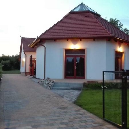 Egrelato Vendeghaz Apartment Balatonakali Luaran gambar